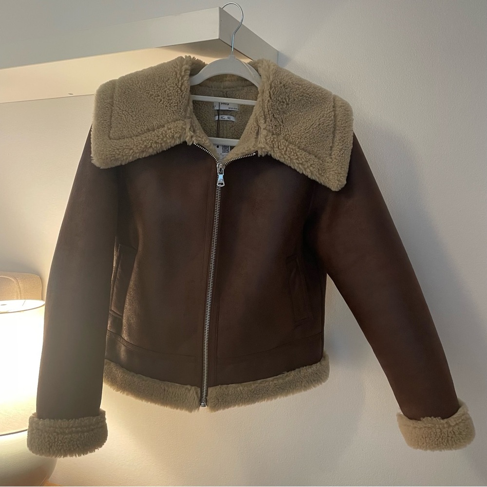 MANGO Faux Fur Brown Leather Oversize Jacket. NWT. Perfect Condition. Size XS
